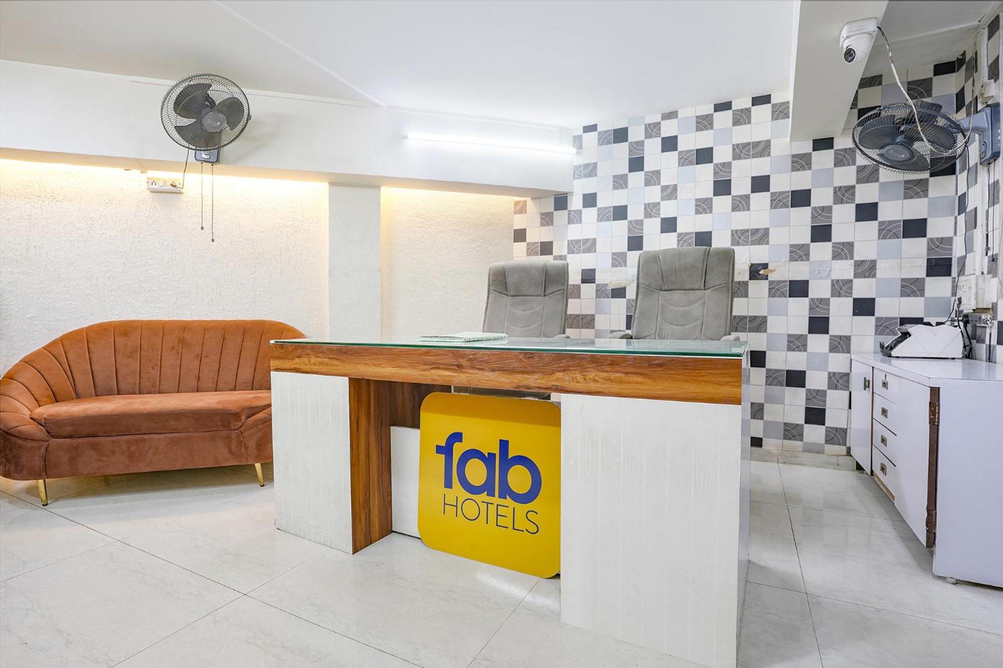Fabhotel Shree Balaji Apartment Bombay Esterno foto